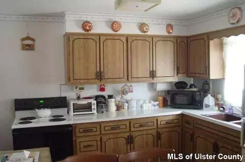 57 Hapeman Hl, Red Hook, NY 12571 photo 4