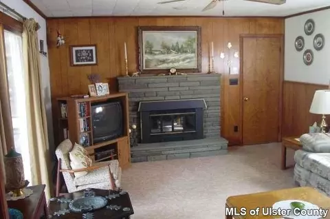 57 Hapeman Hl, Red Hook, NY 12571 photo 3