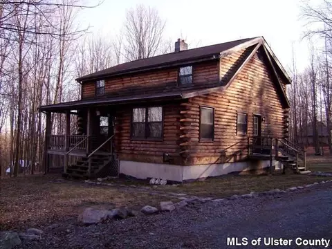 17 Camp Rdg, Wallkill, NY 12589 photo 1