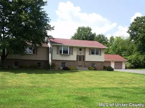 943 Hoagerburgh Rd, Wallkill, NY 12589 photo 1