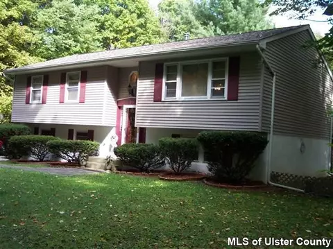 211 Pressler Rd, Wallkill, NY 12589 photo 1