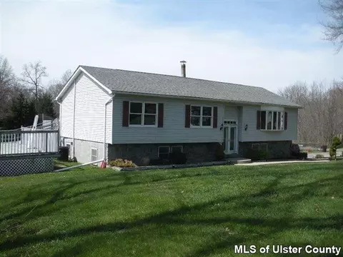 55 Rudolph Rd, Modena, NY 12548 photo 1