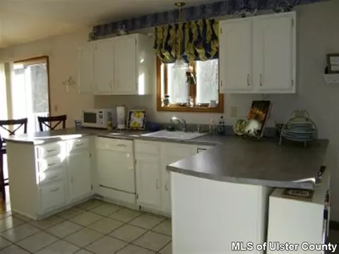 60 Hunt Rd, Wallkill, NY 12589 photo 6