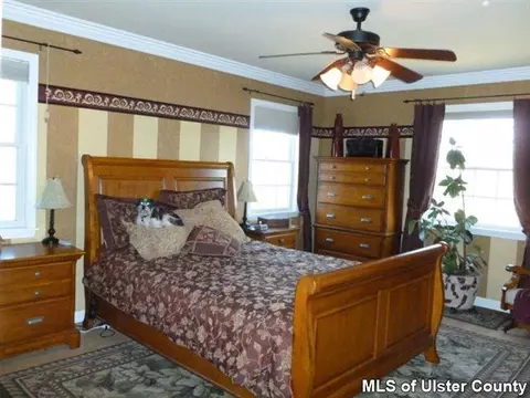 27 Rose Ln, Wallkill, NY 12589 photo 9