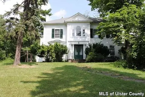 56 Spring St, Catskill, NY 12414 photo 1