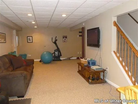 30 Rose Ln, Wallkill, NY 12589 photo 15