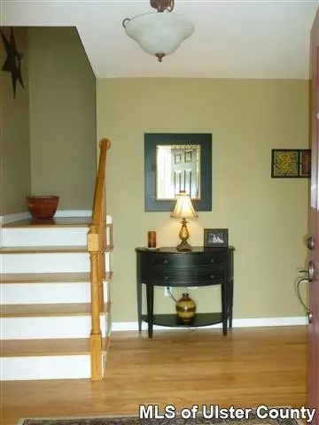 30 Rose Ln, Wallkill, NY 12589 photo 3
