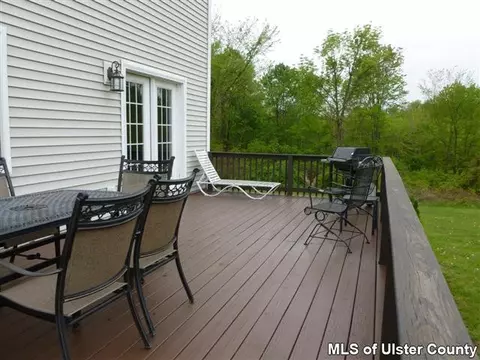 30 Rose Ln, Wallkill, NY 12589 photo 17