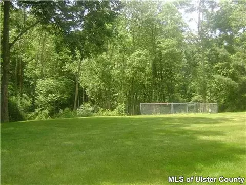 5 Summerset Dr, Wallkill, NY 12589 photo 16