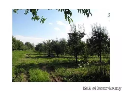 178 Denniston Rd, Wallkill, NY 12589 photo 3