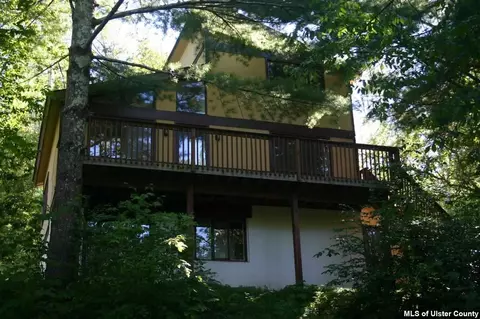 9 Hunter Ln, Hunter, NY 12444 photo 4