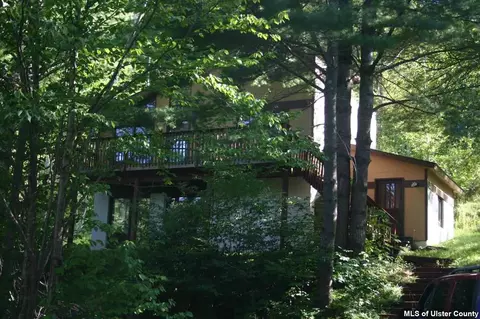 9 Hunter Ln, Hunter, NY 12444 photo 2
