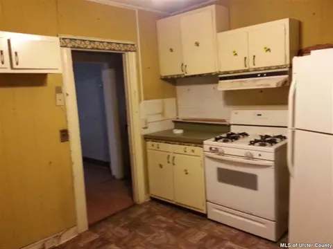 158 Smith St, Poughkeepsie, NY 12601 photo 15
