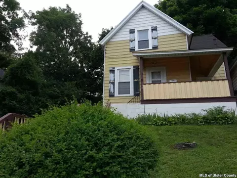 158 Smith St, Poughkeepsie, NY 12601 photo 1