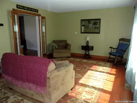 14 Berghoff Dr, Fishkill, NY 12524 photo 10