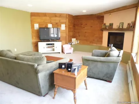14 Berghoff Dr, Fishkill, NY 12524 photo 17