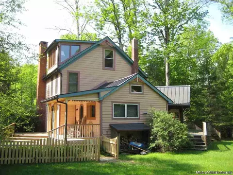 17 Cross Patch Rd, Woodstock, NY 12498 photo 2