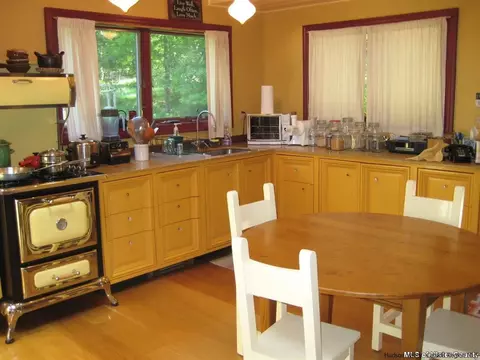 17 Cross Patch Rd, Woodstock, NY 12498 photo 8