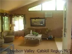 65 Hunt Rd, Wallkill, NY 12589 photo 6