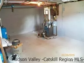 403 Quaker St, Wallkill, NY 12589 photo 20