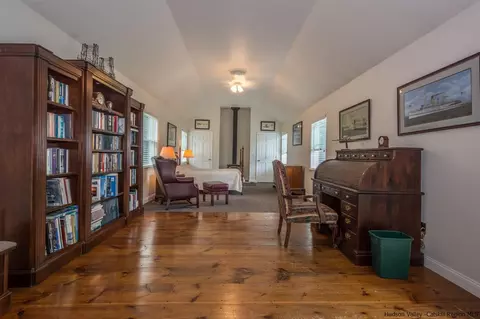 460 Decker Rd, Wallkill, NY 12589 photo 9