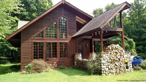24 Camp Ridge Rd, Wallkill, NY 12589 photo 3