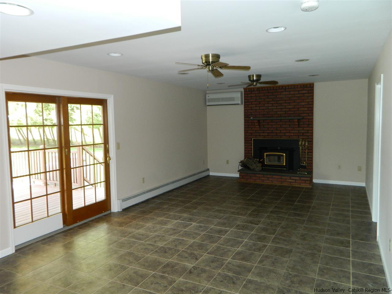 28 Sycamore, Wallkill, NY 12589 photo 19