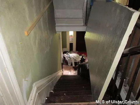 83 Underhill Rd, Poughkeepsie, NY 12603 photo 9