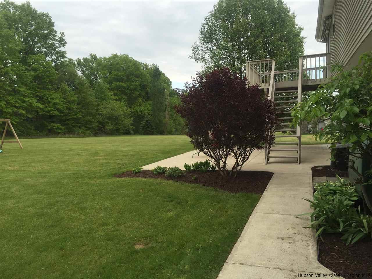 9 Sycamore Dr, Wallkill, NY 12589 photo 13
