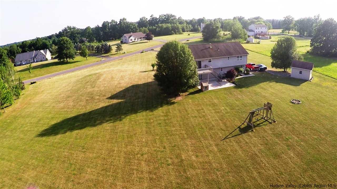 9 Sycamore Dr, Wallkill, NY 12589 photo 17