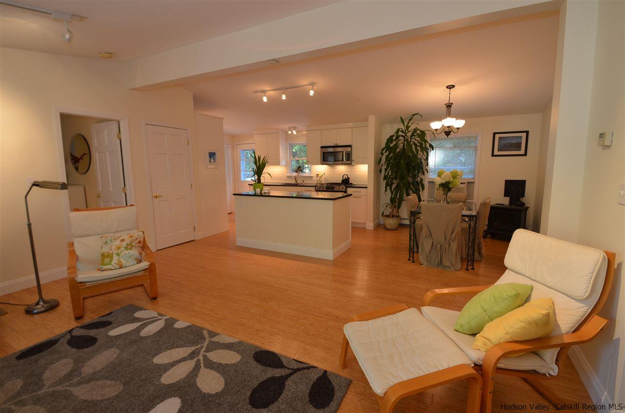 106 Old Post Rd, Red Hook, NY 12571 photo 5
