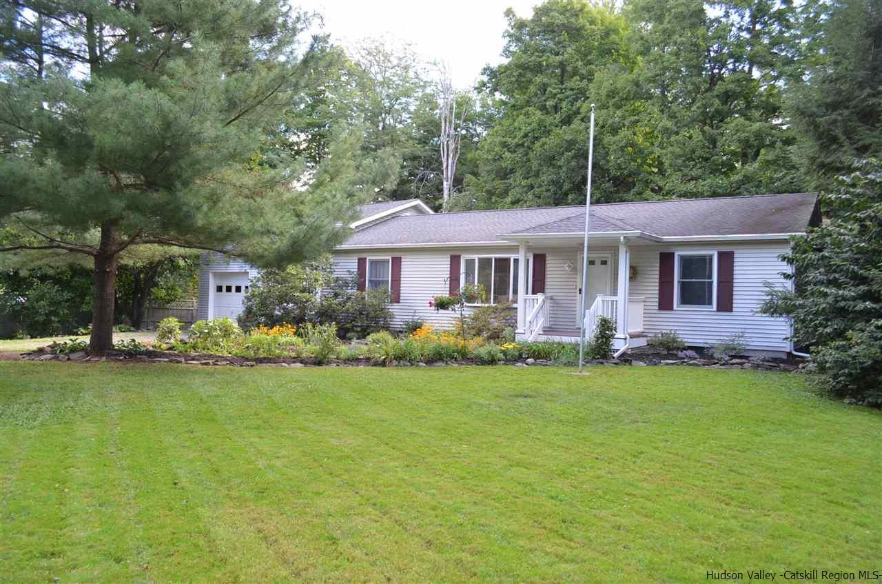 106 Old Post Rd, Red Hook, NY 12571 photo 1