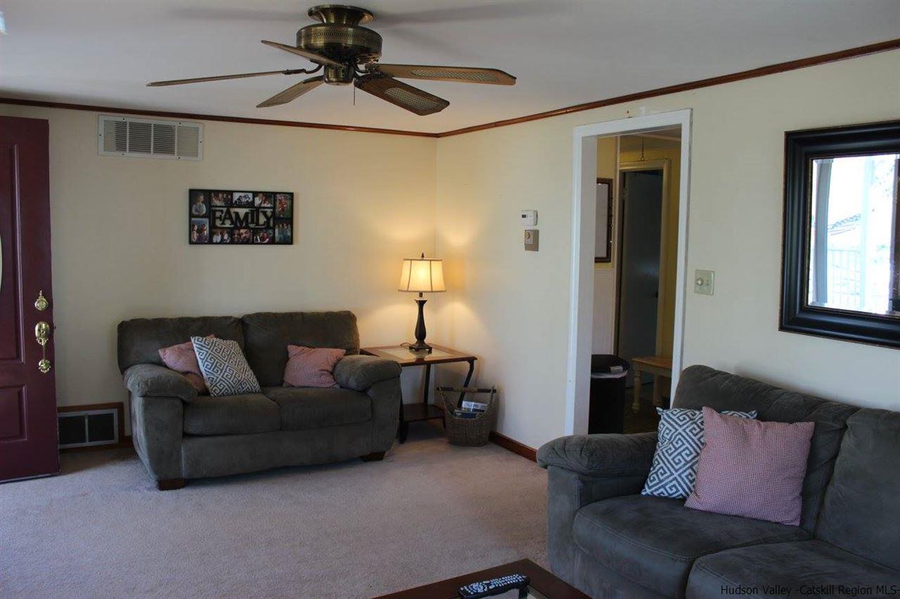 28 Hulse St, Wallkill, NY 12589 photo 7