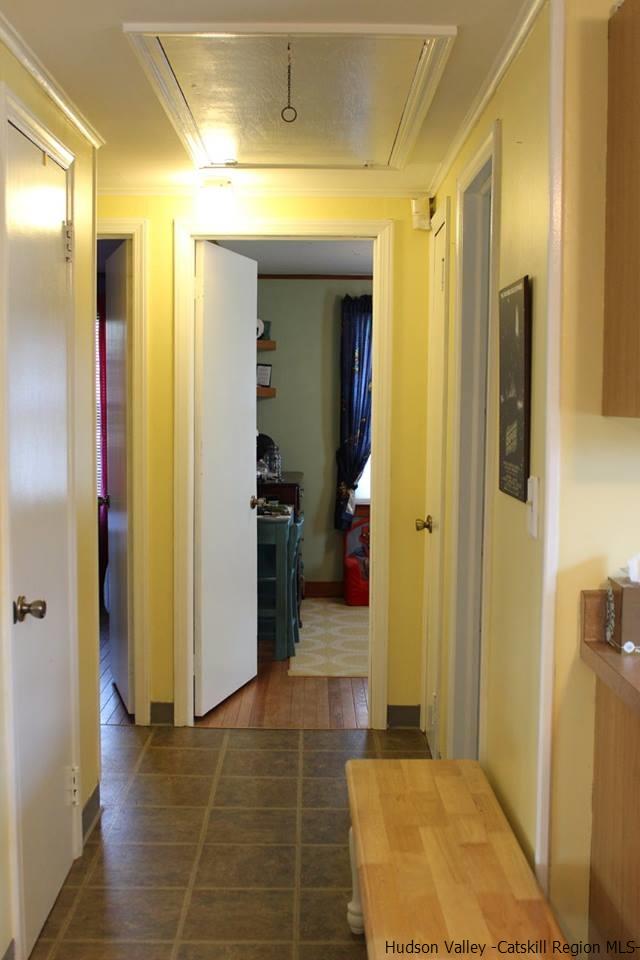 28 Hulse St, Wallkill, NY 12589 photo 12