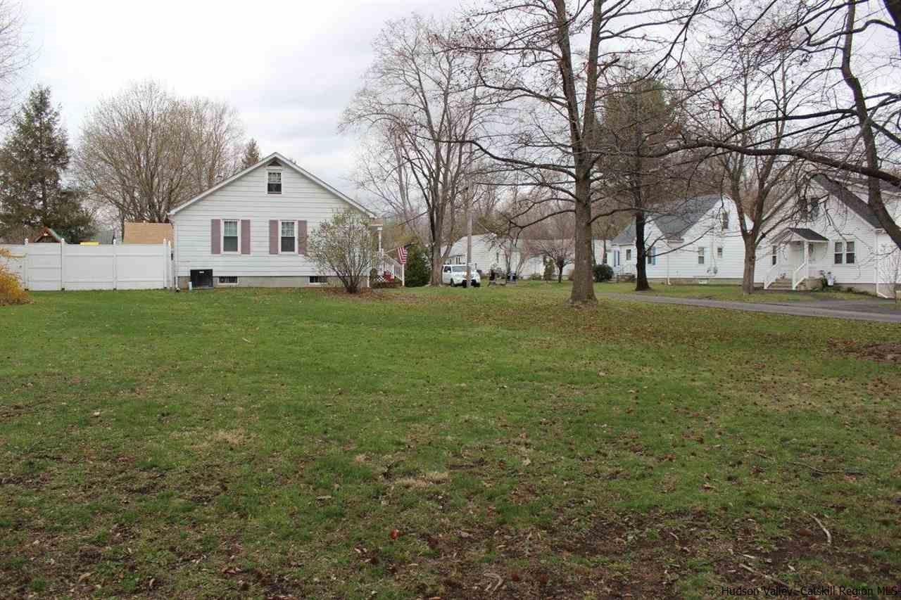 28 Hulse St, Wallkill, NY 12589 photo 25