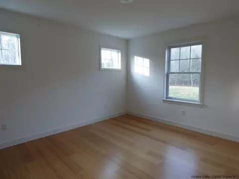 58 Rose Ln, Wallkill, NY 12589 photo 17