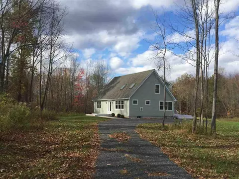 58 Rose Ln, Wallkill, NY 12589 photo 1