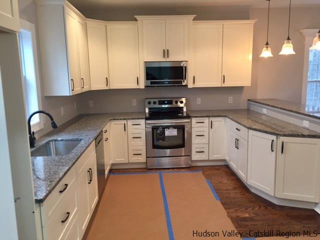 20 Madre De Cristo Rd, Wallkill, NY 12589 photo 8