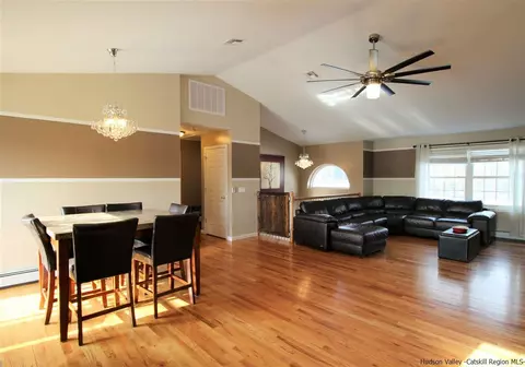 11 Pressler Rd, Wallkill, NY 12589 photo 5
