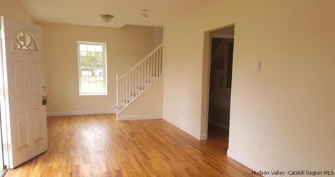 12 Bethlehem Pl, Poughkeepsie, NY 12603 photo 6
