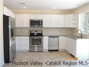 75 Pressler Rd, Wallkill, NY 12589 photo 5