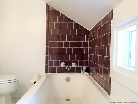 1076 Plains Rd, Wallkill, NY 12589 photo 26
