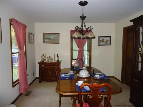 611 Hoagerburgh Rd, Wallkill, NY 12589 photo 5