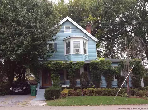 93 Maple St, Beacon, NY 12508 photo 1