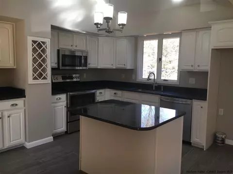 8 Baumer Rd, Wallkill, NY 12589 photo 8