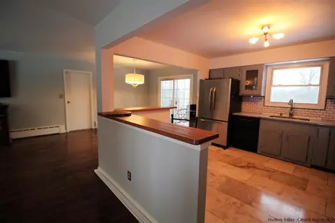 1058 Hoagerburgh Rd, Wallkill, NY 12589 photo 8