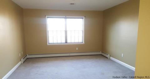 115 Denniston, New Windsor, NY 12553 photo 6