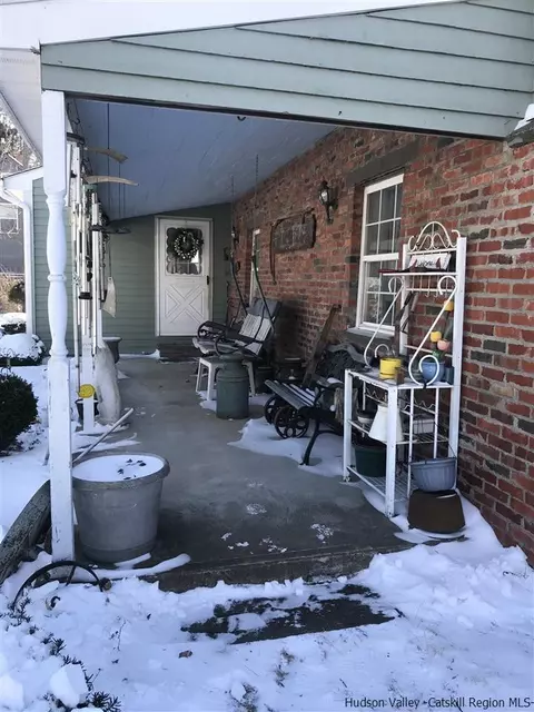813 Plains Rd, Wallkill, NY 12589 photo 8