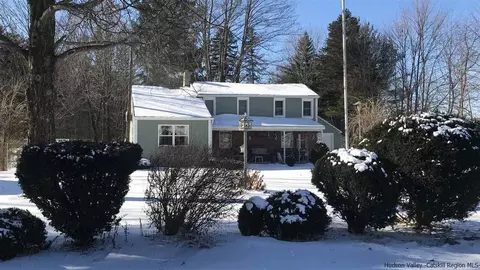 813 Plains Rd, Wallkill, NY 12589 photo 2