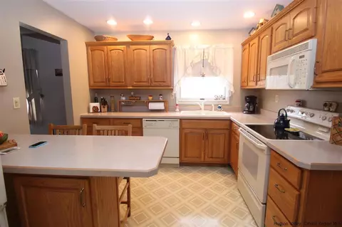 18 Michael Dr, Cottekill, NY 12419 photo 8